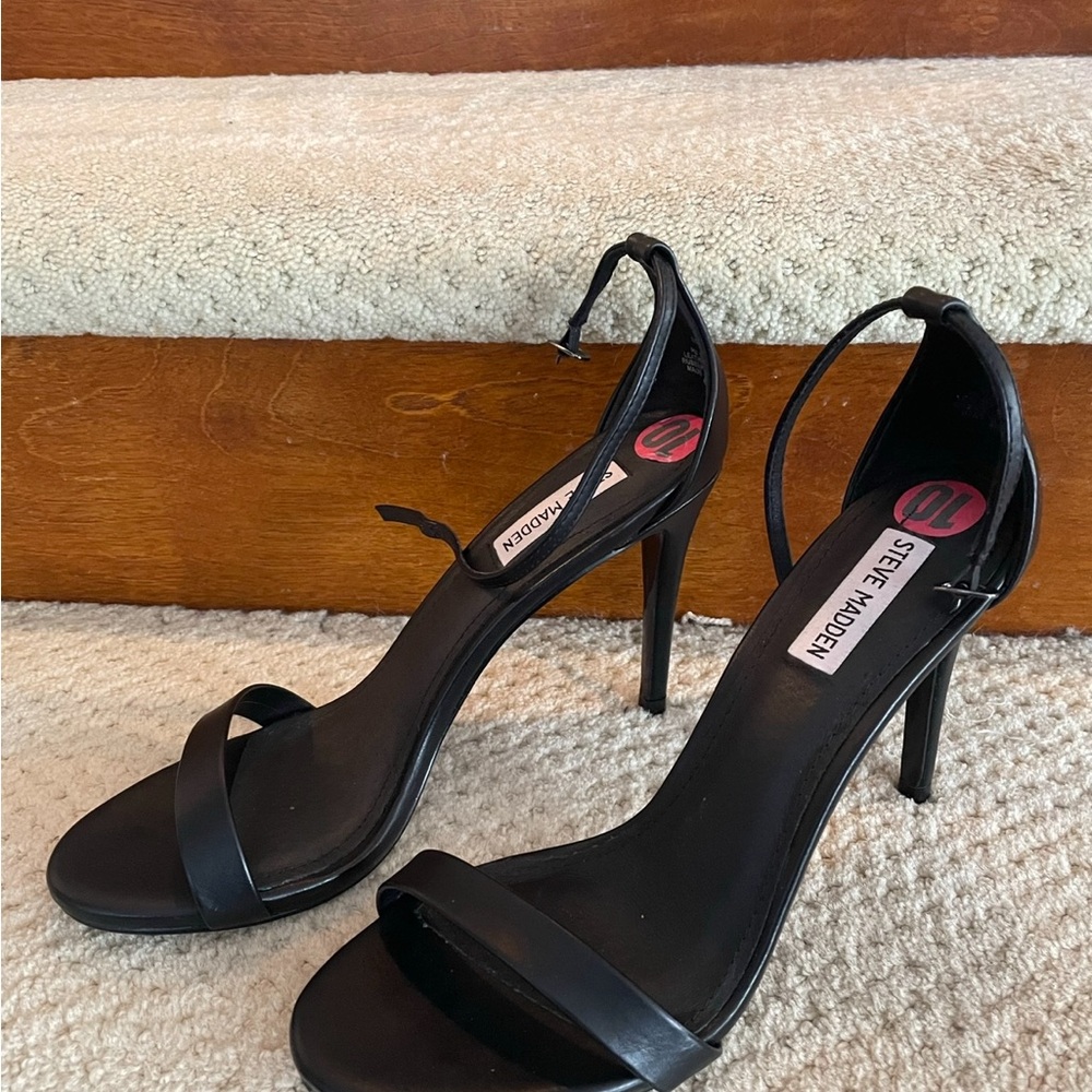 Steve Madden Black Leather Ankle-Strap Stiletto Heels